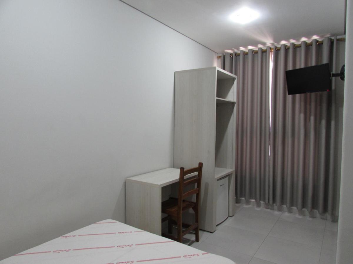 Hotel Salomao - Proximo A 25 De Marco, Bom Retiro, Bras E Rua Santa Efigenia, A 2 Minutos Do Mirante Sampa Sky E Pista De Skate Anhangabau Sao Paulo Bagian luar foto