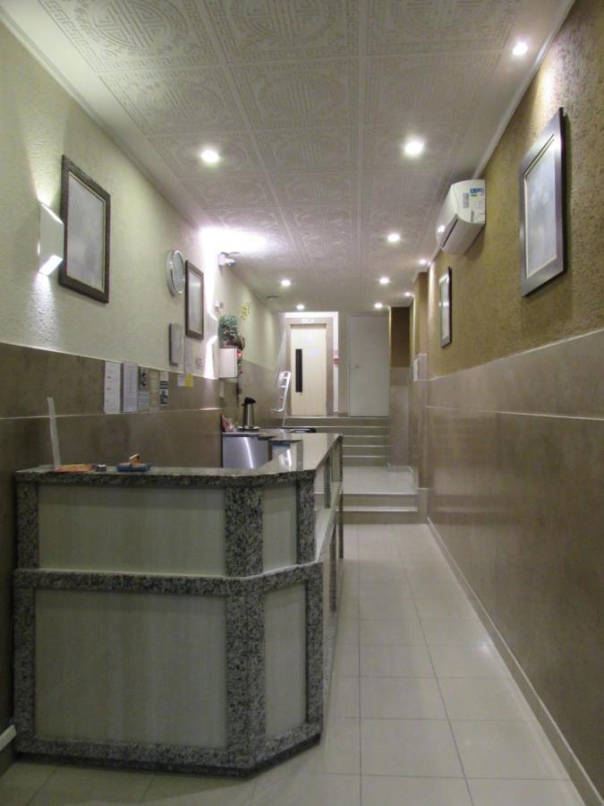 Hotel Salomao - Proximo A 25 De Marco, Bom Retiro, Bras E Rua Santa Efigenia, A 2 Minutos Do Mirante Sampa Sky E Pista De Skate Anhangabau Sao Paulo Bagian luar foto
