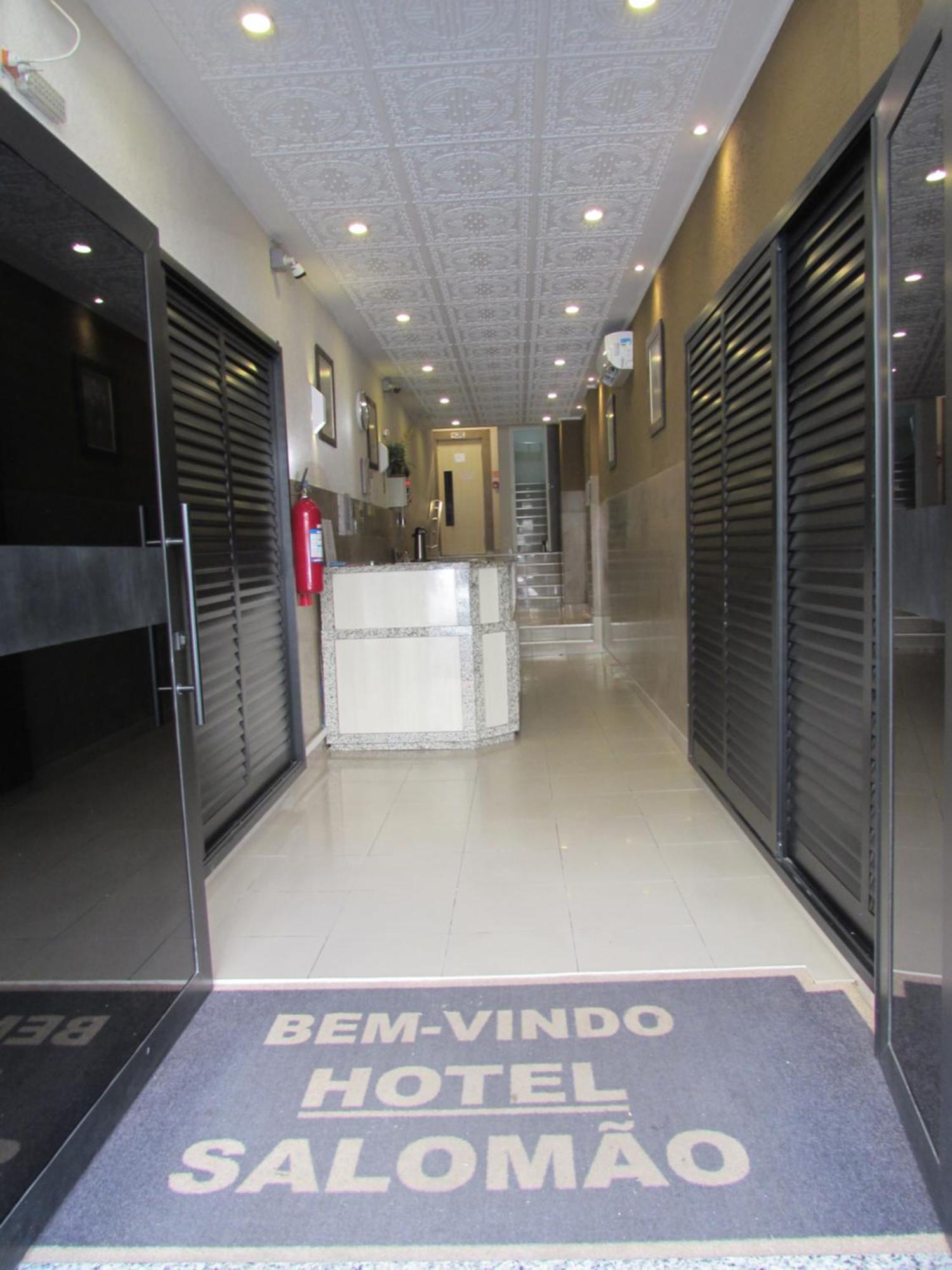Hotel Salomao - Proximo A 25 De Marco, Bom Retiro, Bras E Rua Santa Efigenia, A 2 Minutos Do Mirante Sampa Sky E Pista De Skate Anhangabau Sao Paulo Bagian luar foto