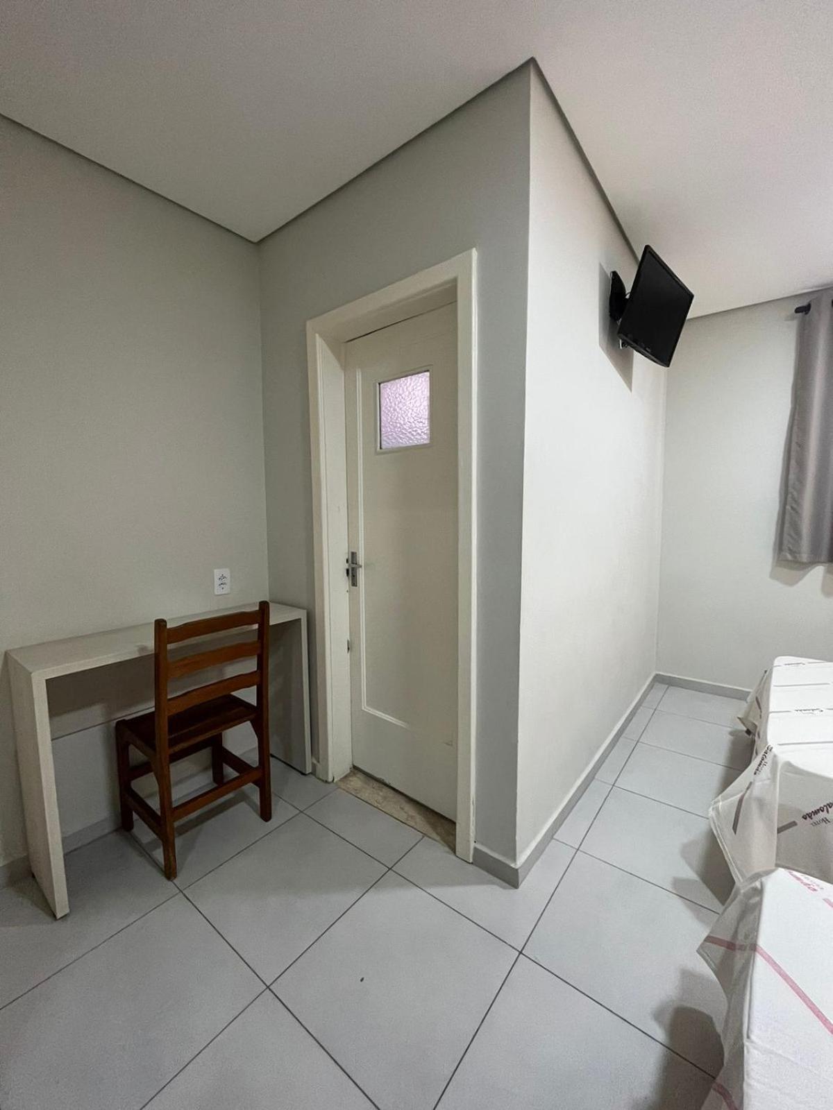 Hotel Salomao - Proximo A 25 De Marco, Bom Retiro, Bras E Rua Santa Efigenia, A 2 Minutos Do Mirante Sampa Sky E Pista De Skate Anhangabau Sao Paulo Bagian luar foto