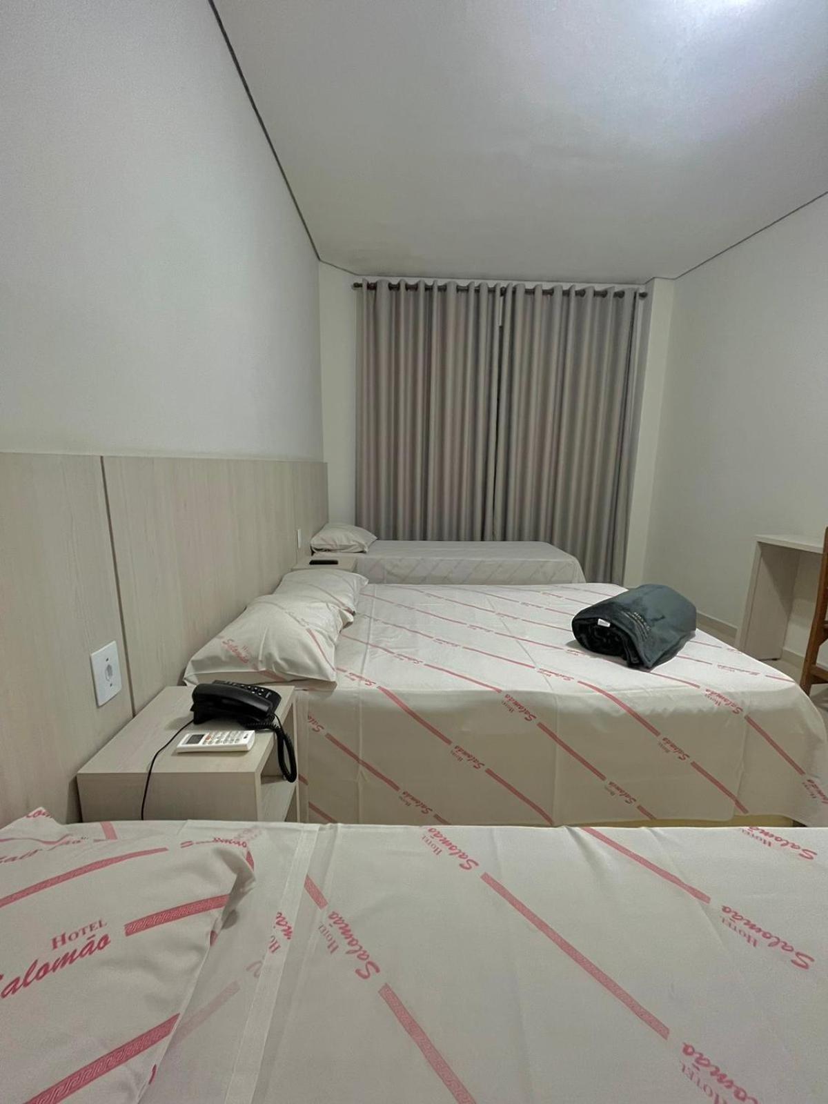 Hotel Salomao - Proximo A 25 De Marco, Bom Retiro, Bras E Rua Santa Efigenia, A 2 Minutos Do Mirante Sampa Sky E Pista De Skate Anhangabau Sao Paulo Bagian luar foto